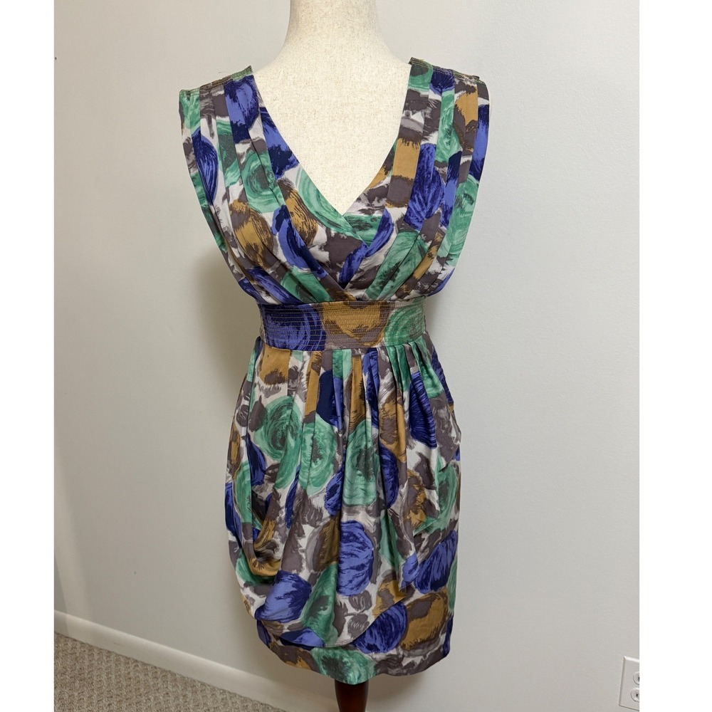 BCBG Maxazaria Dress Women's Sz 0 100% Silk Watercolor Floral Pleated